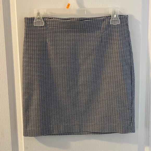 Mini skirt - Picture 1 of 4